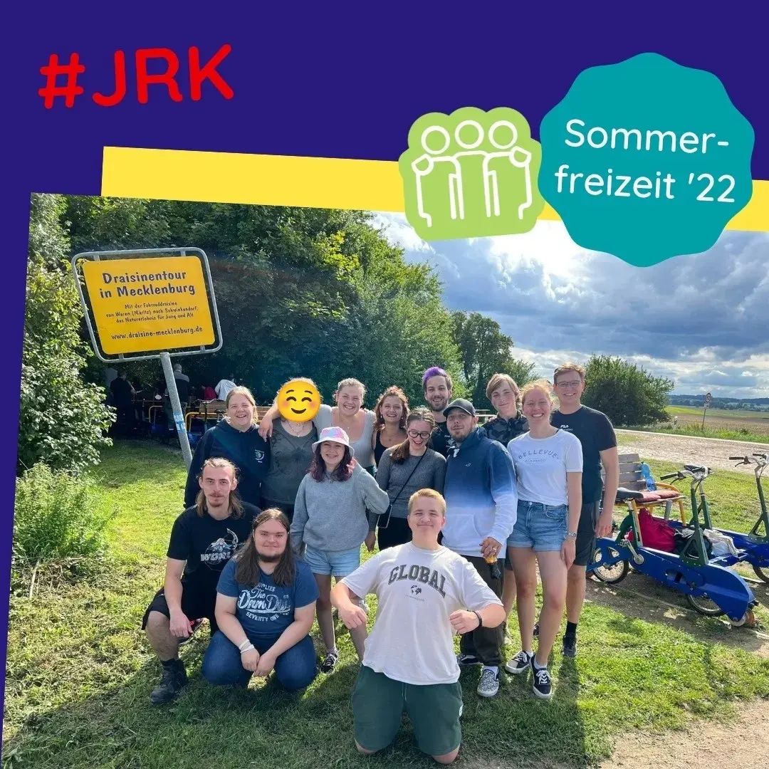 Gruppenfoto der Teilnehmer:innen der Sommerfreizeit